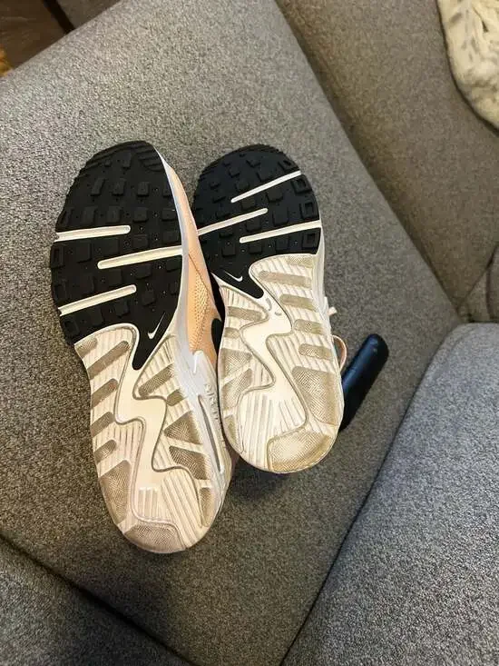 Nike Women's Air Max Excee 'Washed Coral' Sneakers - Picture 6 of 8